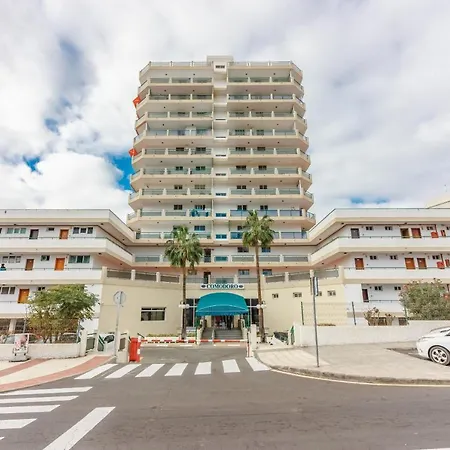 Comodoro 1a030 Los Cristianos (Tenerife)