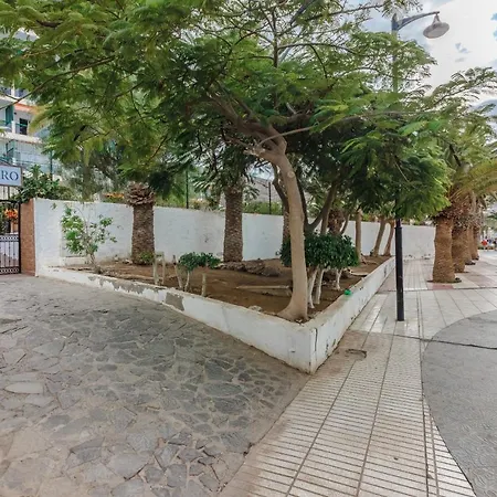 Comodoro 1a030 Apartamento *
